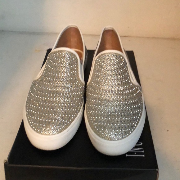 inc sammee slip on sneakers